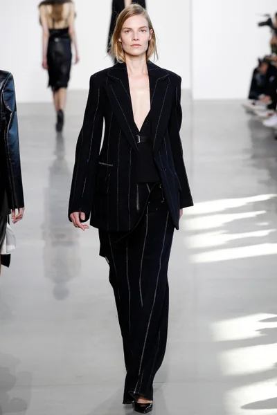 Look 22